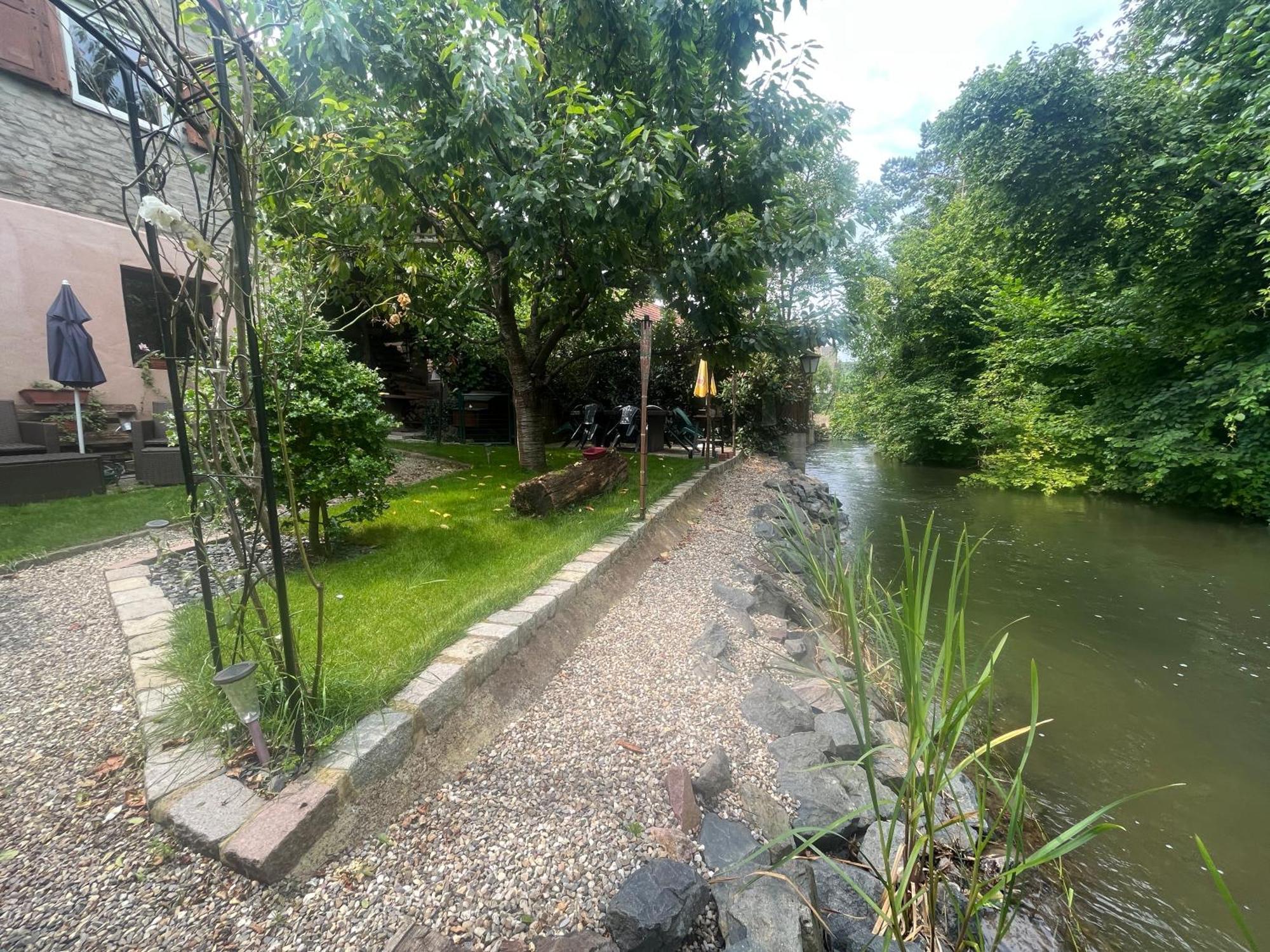 Plobsheim Entre Ville & Campagne מראה חיצוני תמונה