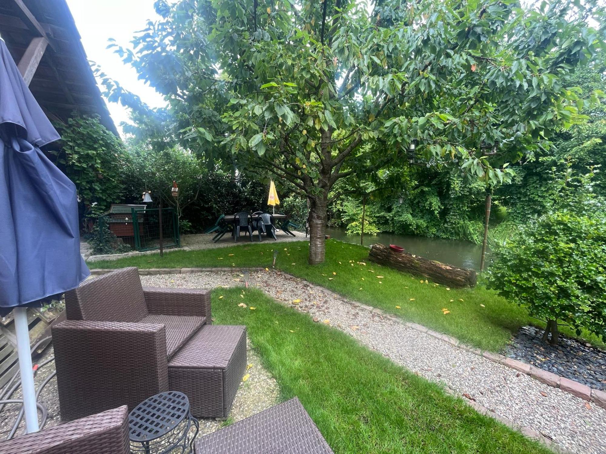 Plobsheim Entre Ville & Campagne מראה חיצוני תמונה